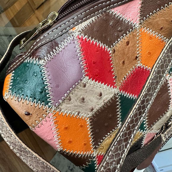Super Cute colorful Purse 👛 - Picture 10 of 16
